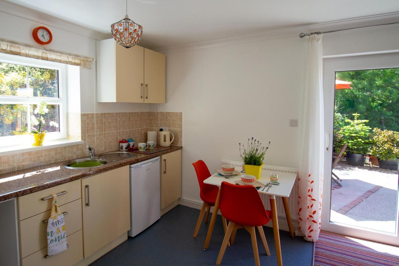 Krissie'S Apartment มาราไซออน ภายนอก รูปภาพ