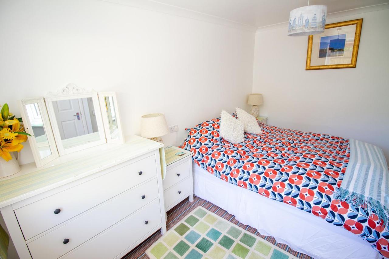 Krissie'S Apartment มาราไซออน ภายนอก รูปภาพ