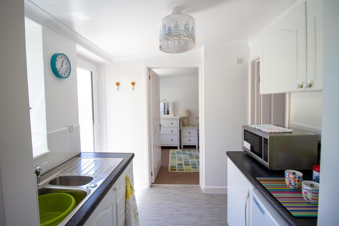 Krissie'S Apartment มาราไซออน ภายนอก รูปภาพ